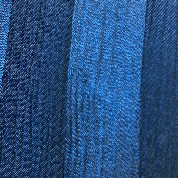 HALSTON Blue Striped Silk Texture Button Up Shirt XS - Picture 6 of 6